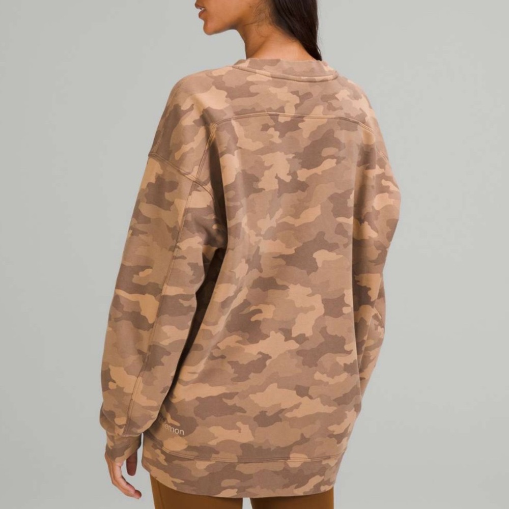 🎉Lululemon Perfectly Oversized Crew! Heritage 360 Camo Beige Multi! - Picture 2 of 5